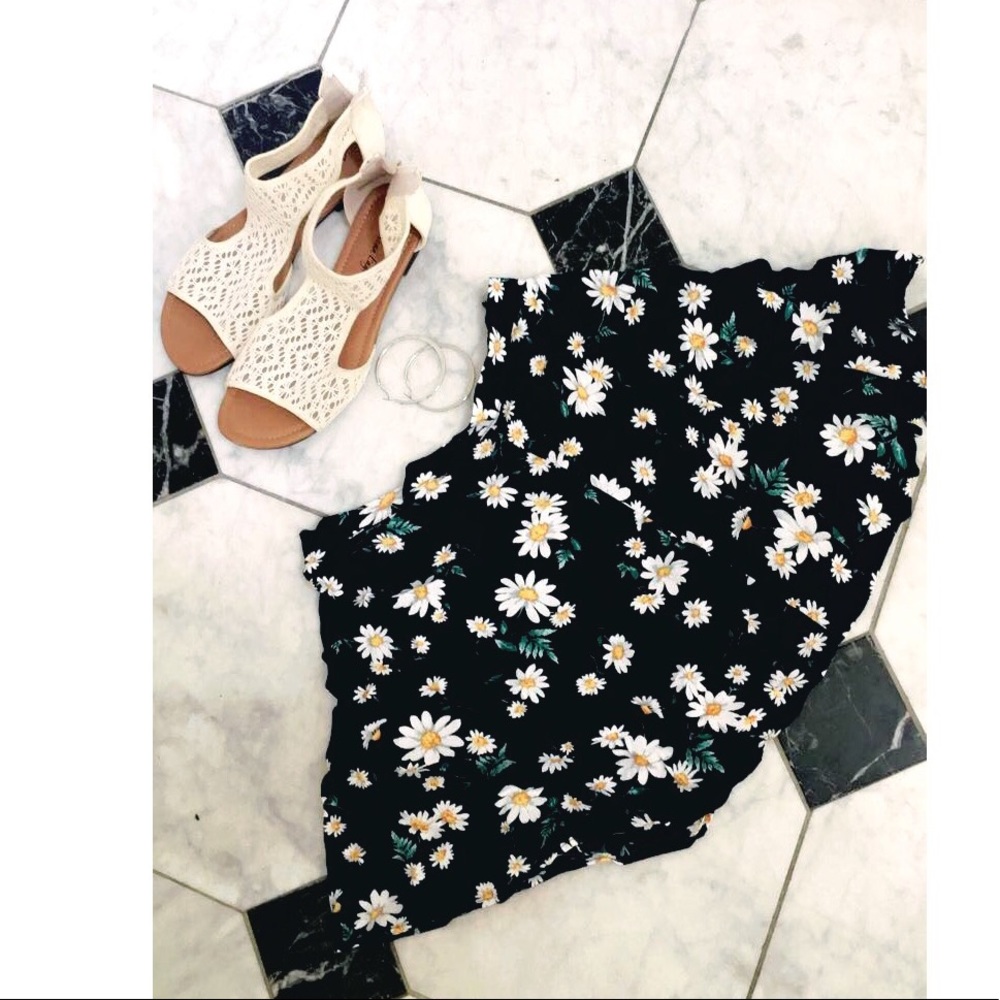 Forever 21 Black Floral Skirt